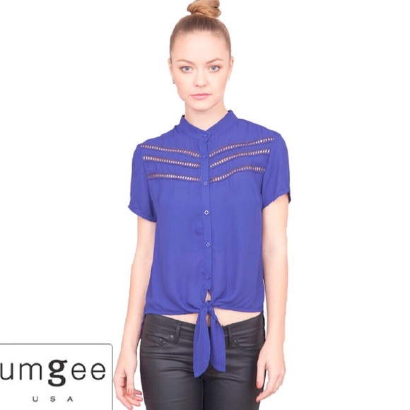 “Blume” SS Open Back Button-Up Top with Tie - Picture 2 of 5